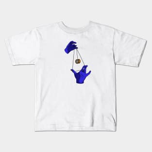 The yoyo swing Kids T-Shirt